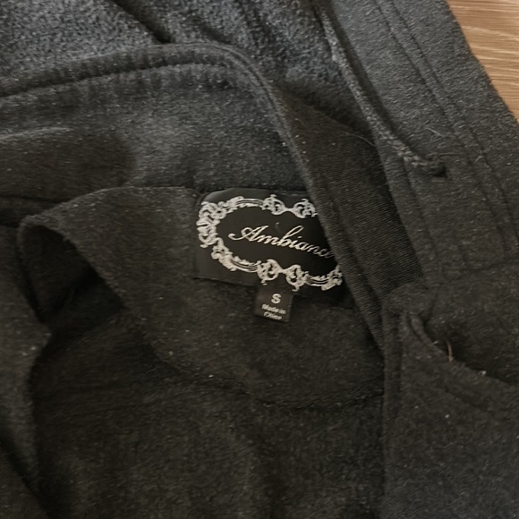 Size small hoodie - Picture 2 of 3